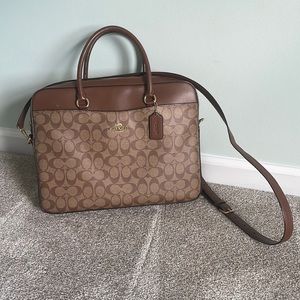 COACH Signature Laptop Bag Beige/Brown F39023